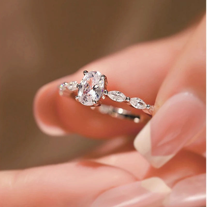 Silver Oval Ring Exquisite Zircon Stones