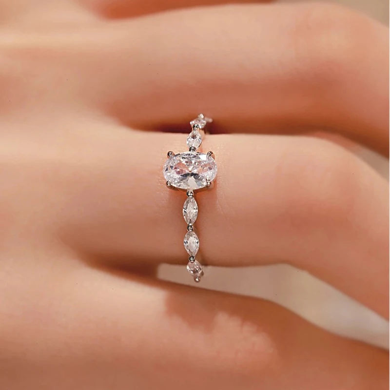 Silver Oval Ring Exquisite Zircon Stones